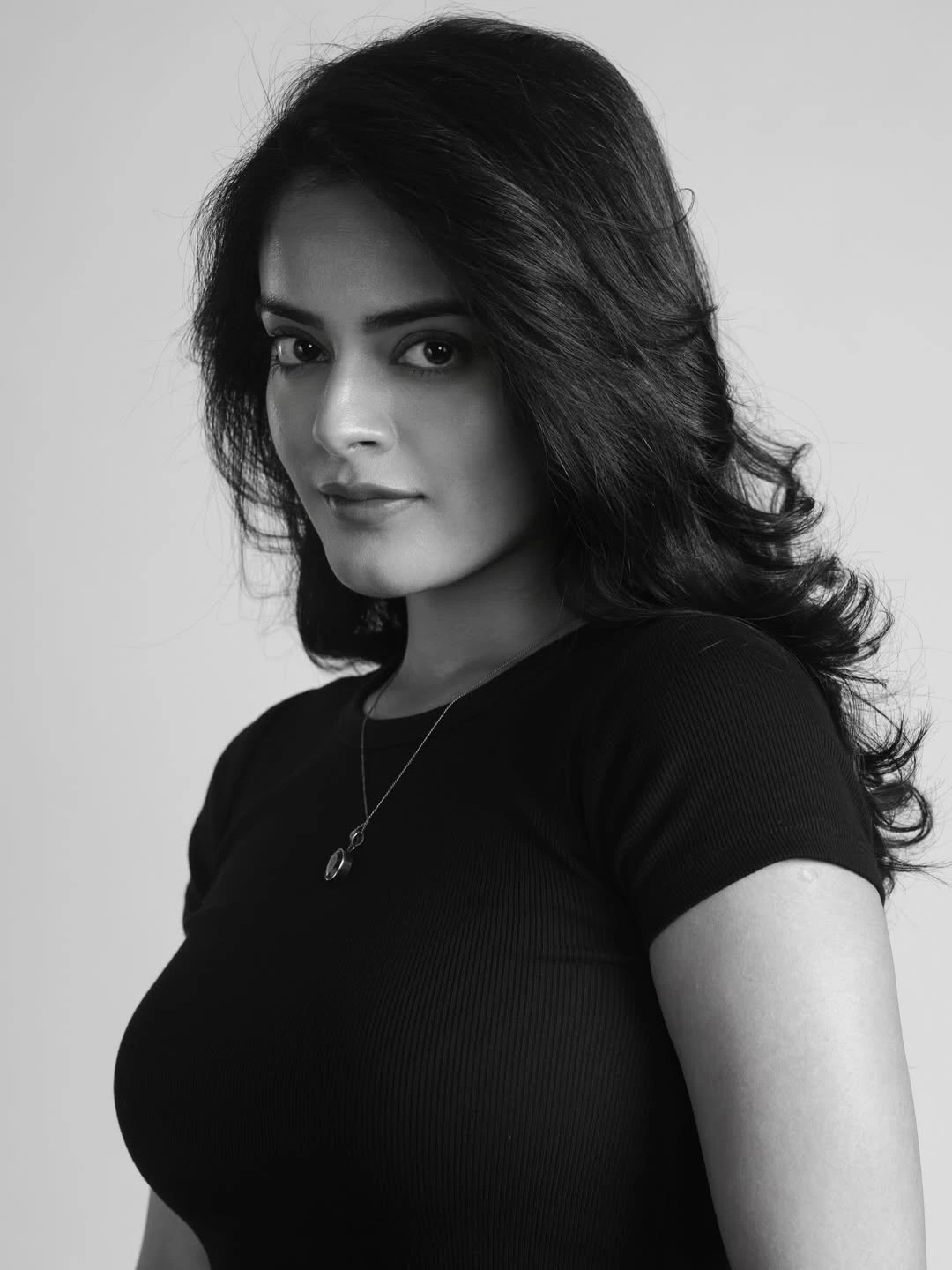 Riddhi Kumaar Stylish Poses