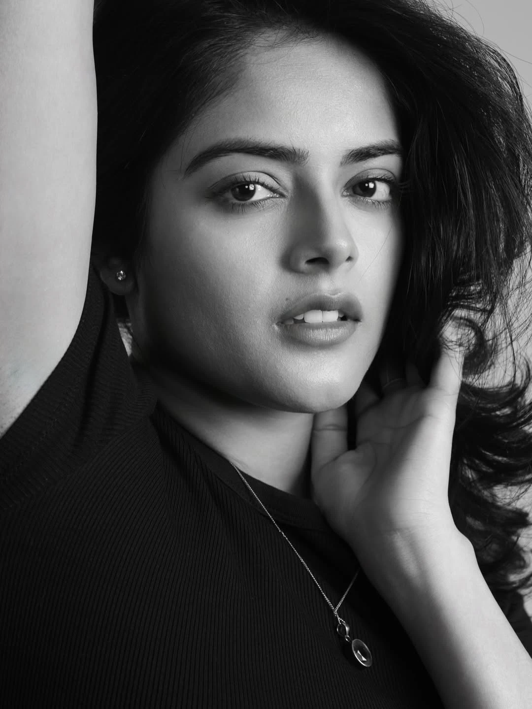 Riddhi Kumaar Stylish Poses
