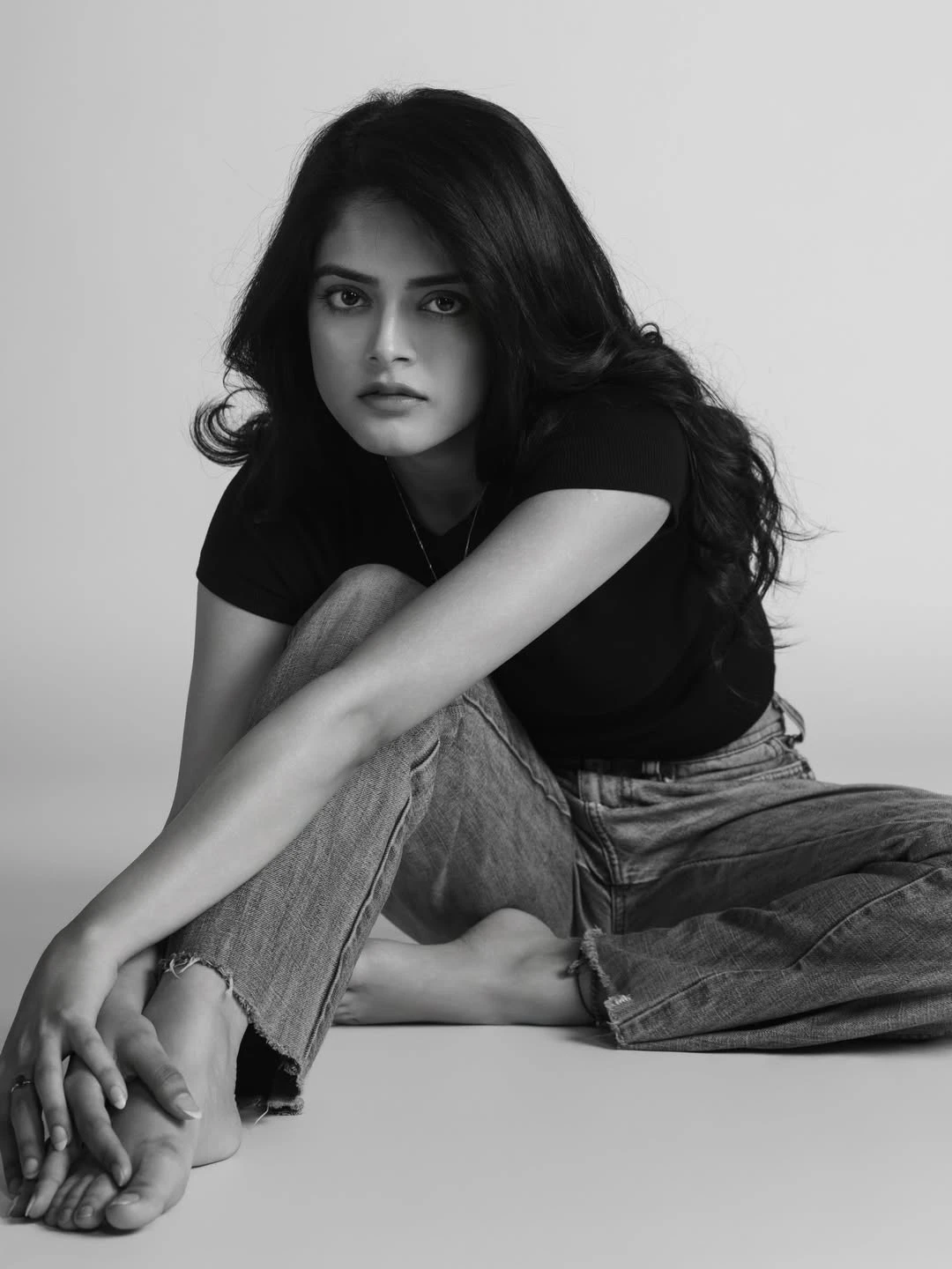 Riddhi Kumaar Stylish Poses