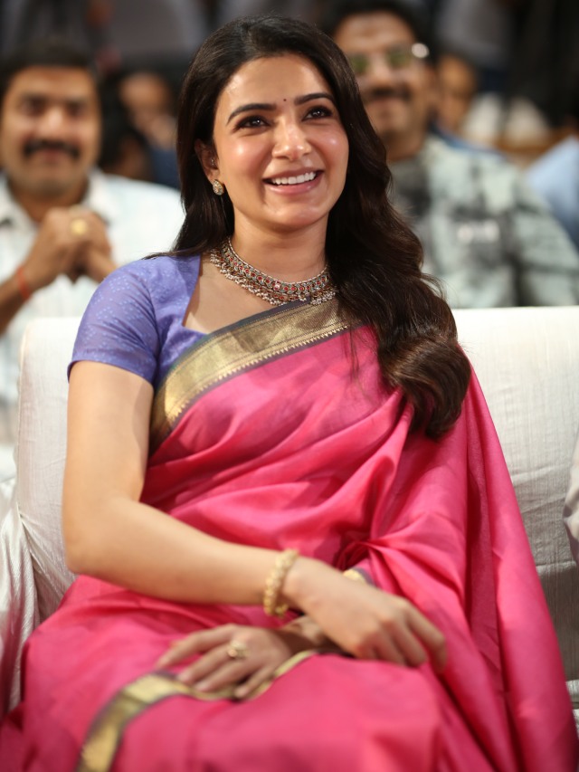 Samantha Cute Looks in Maa Inti Bangaram Success Meet