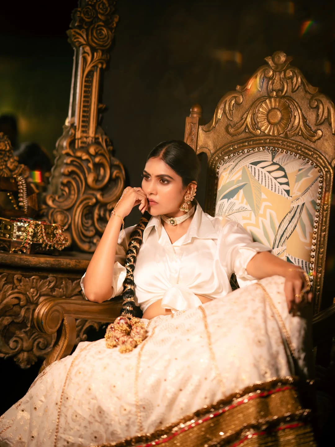 Jabardasth Satya Sri Royal Look