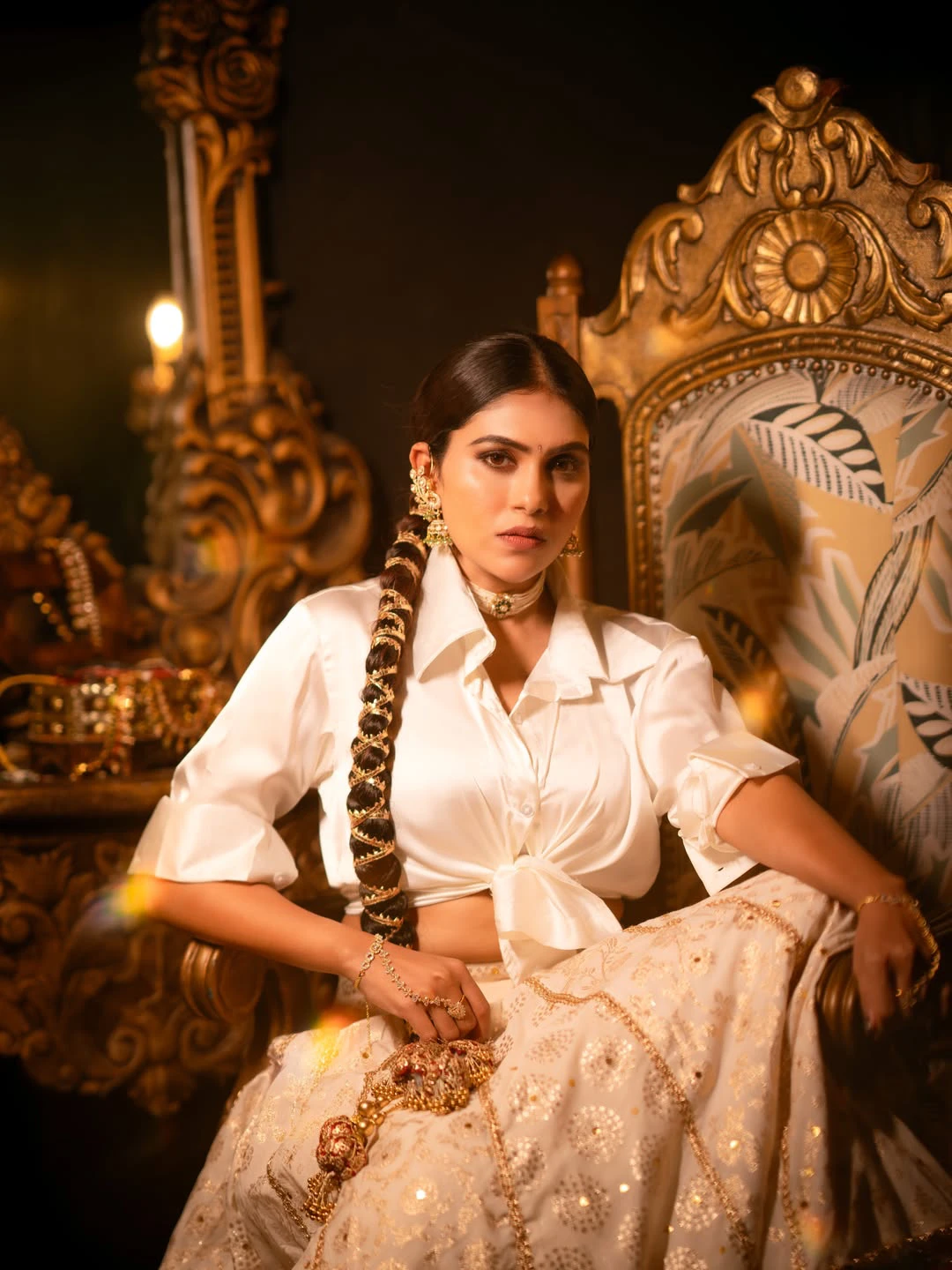 Jabardasth Satya Sri Royal Look