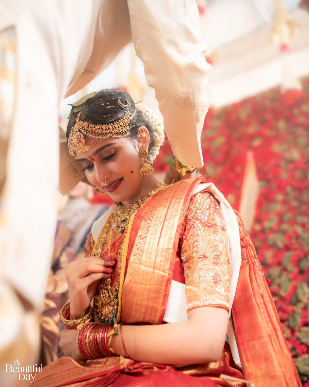 Shanmukh Jaswanth and Vaishnavi wedding photos go viral on social media