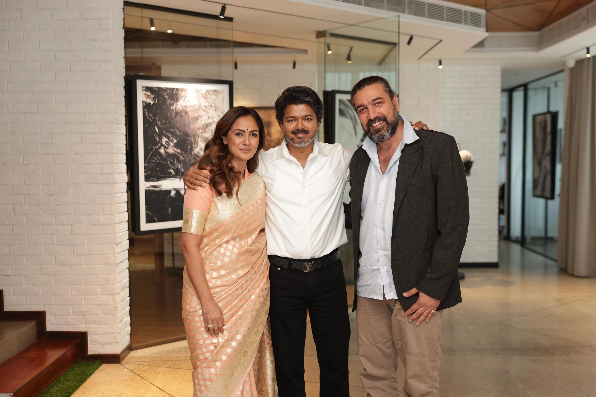 Simran Meets CM Vijay with Family