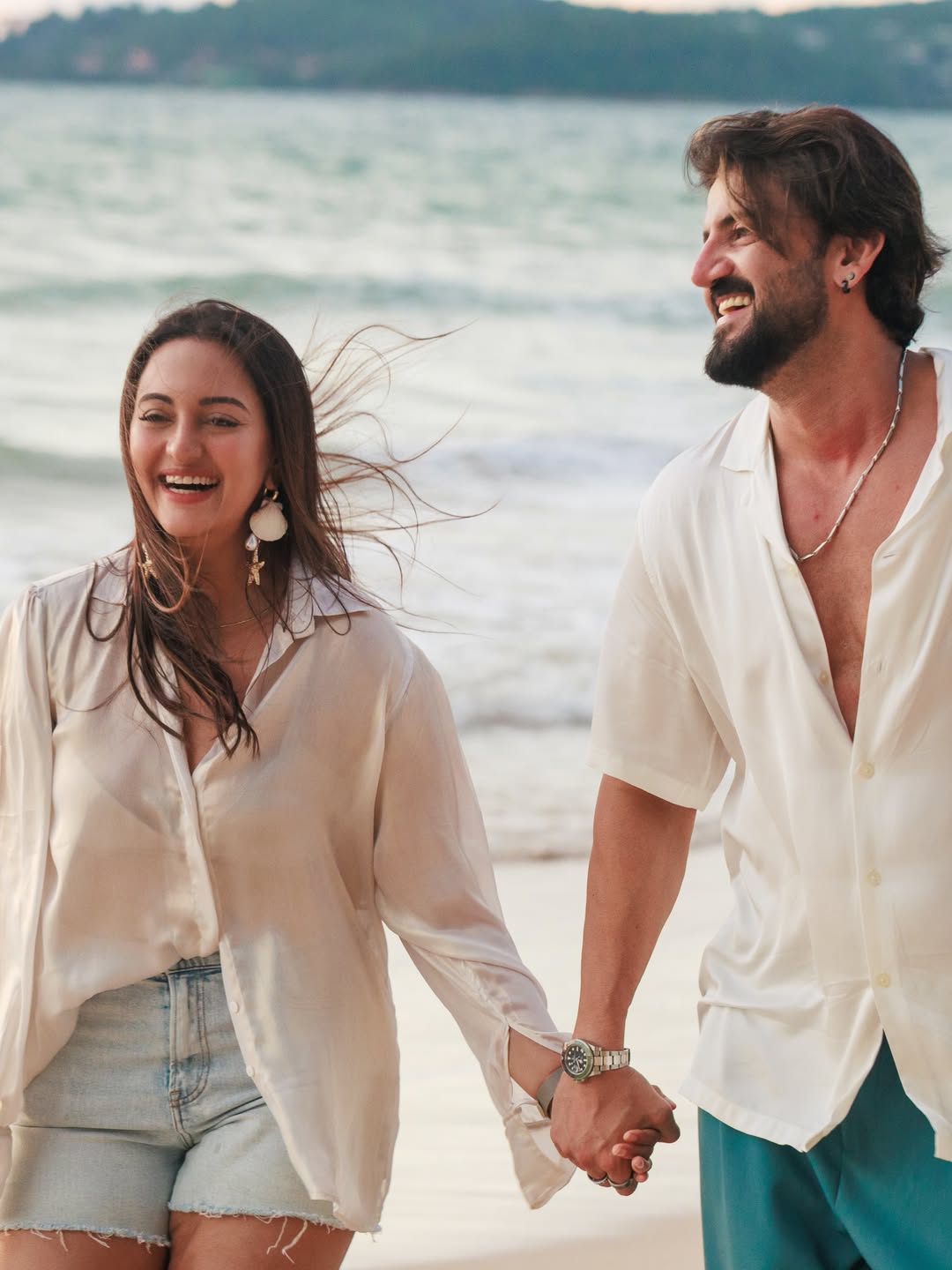 Sonakshi Sinha Enjoying Vacation with Husband