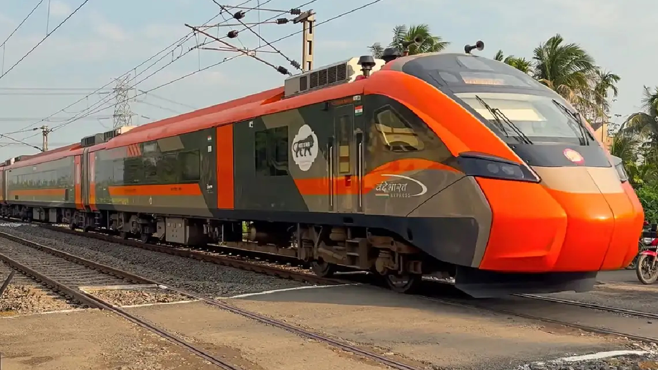 Vande Bharat Sleeper: తెలుగు రాష్ట్రాల ప్రజలకు గుడ్ న్యూస్.. సికింద్రాబాద్ నుంచి ‘వందే భారత్ స్లీపర్’ రైలు.. ఈ రూట్లోనే ప్రయాణం