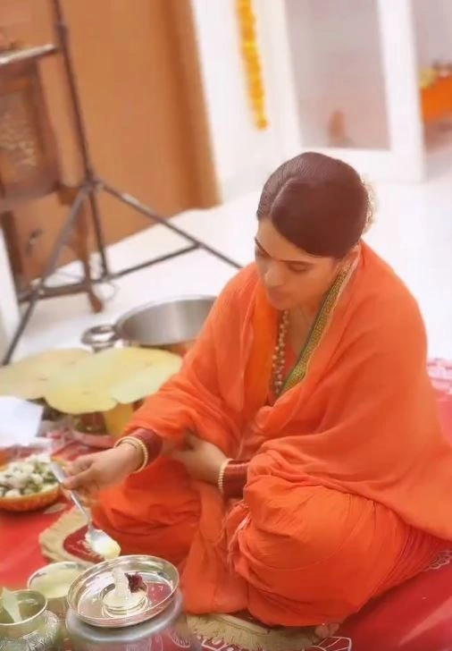 Sravanthi Chokarapu