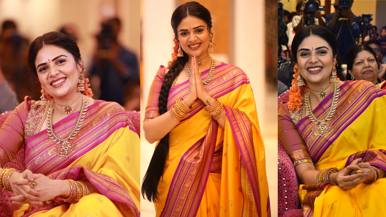 Sreemukhi Traditional Looks from Maa Inti Bangaram Pre Release Event