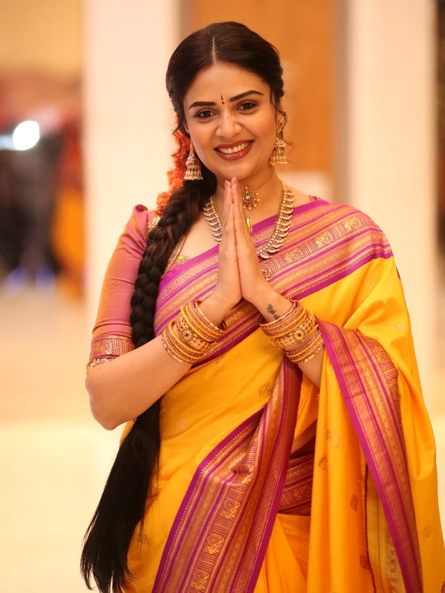 Sreemukhi Traditional Looks from Maa Inti Bangaram Pre Release Event