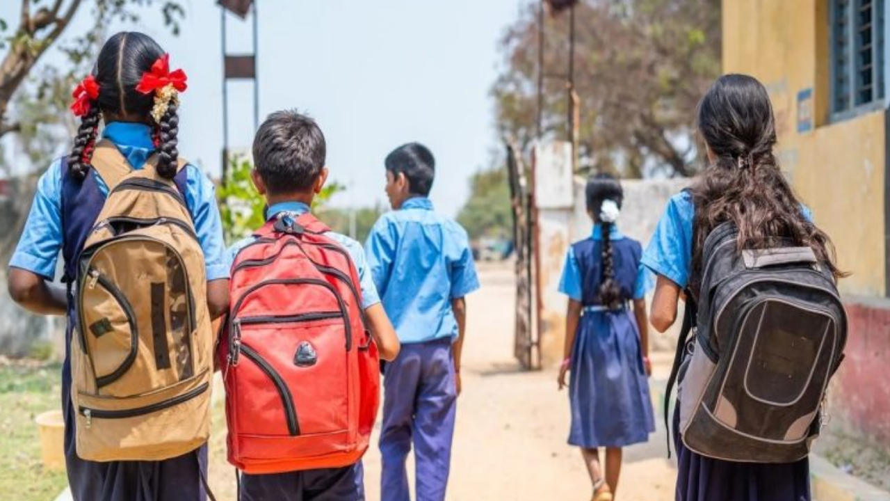 Summer Holidays Extended: విద్యార్థులకు ప్రభుత్వం గుడ్ న్యూస్.. జూన్ 14 వరకు వేసవి సెలవులు పొడిగింపు