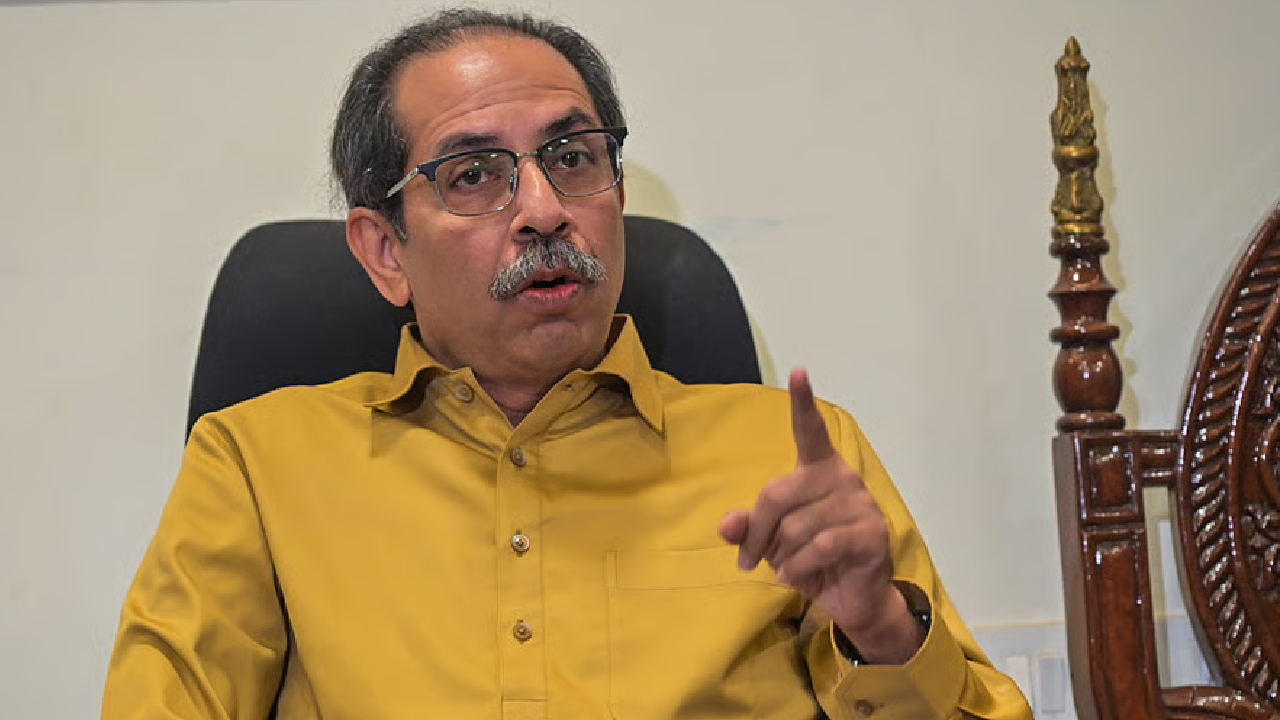 Uddhav thackeray: శివసేనలో చీలిక ప్రచారం.. 9 మంది ఎంపీలతో ఉద్ధవ్ కీలక సమావేశం