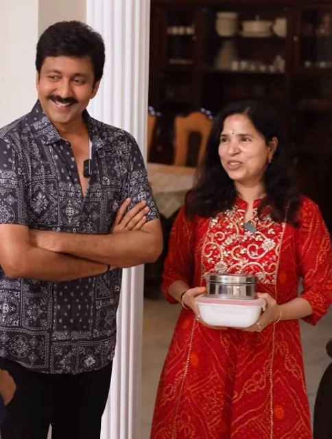 Vadde Naveen Family Photos