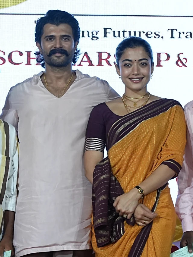 Vijay Deverakonda Rashmika Mandanna Cute Photos