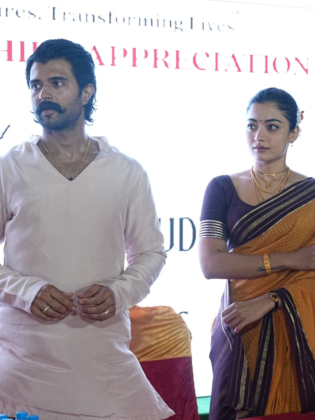 Vijay Deverakonda Rashmika Mandanna Cute Photos
