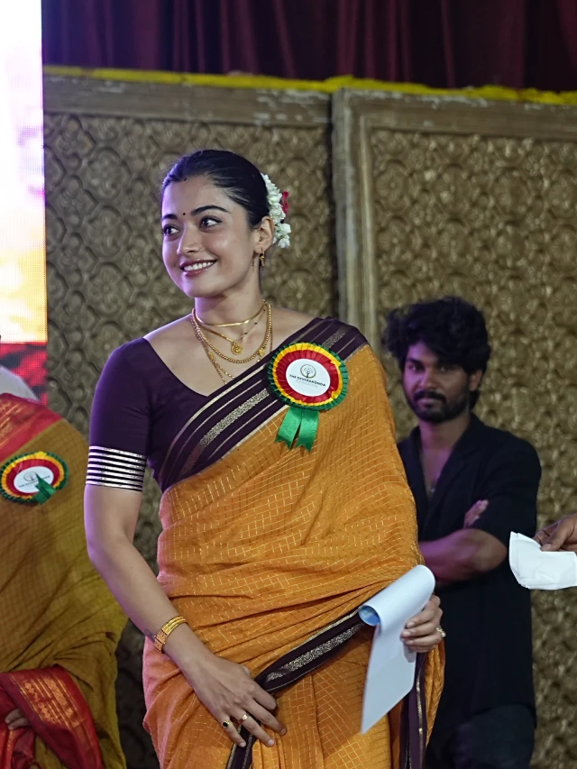 Vijay Deverakonda Rashmika Mandanna Cute Photos