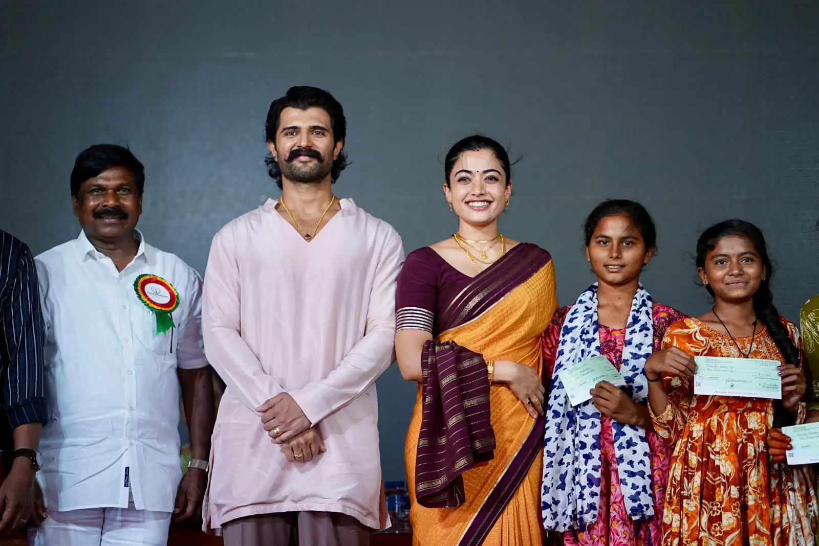 Vijay Deverakonda Rashmika Mandanna Family Photos
