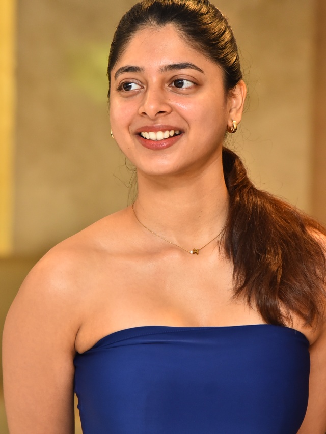Yashashree Rao Mesmerizing Looks in Modern Dress
