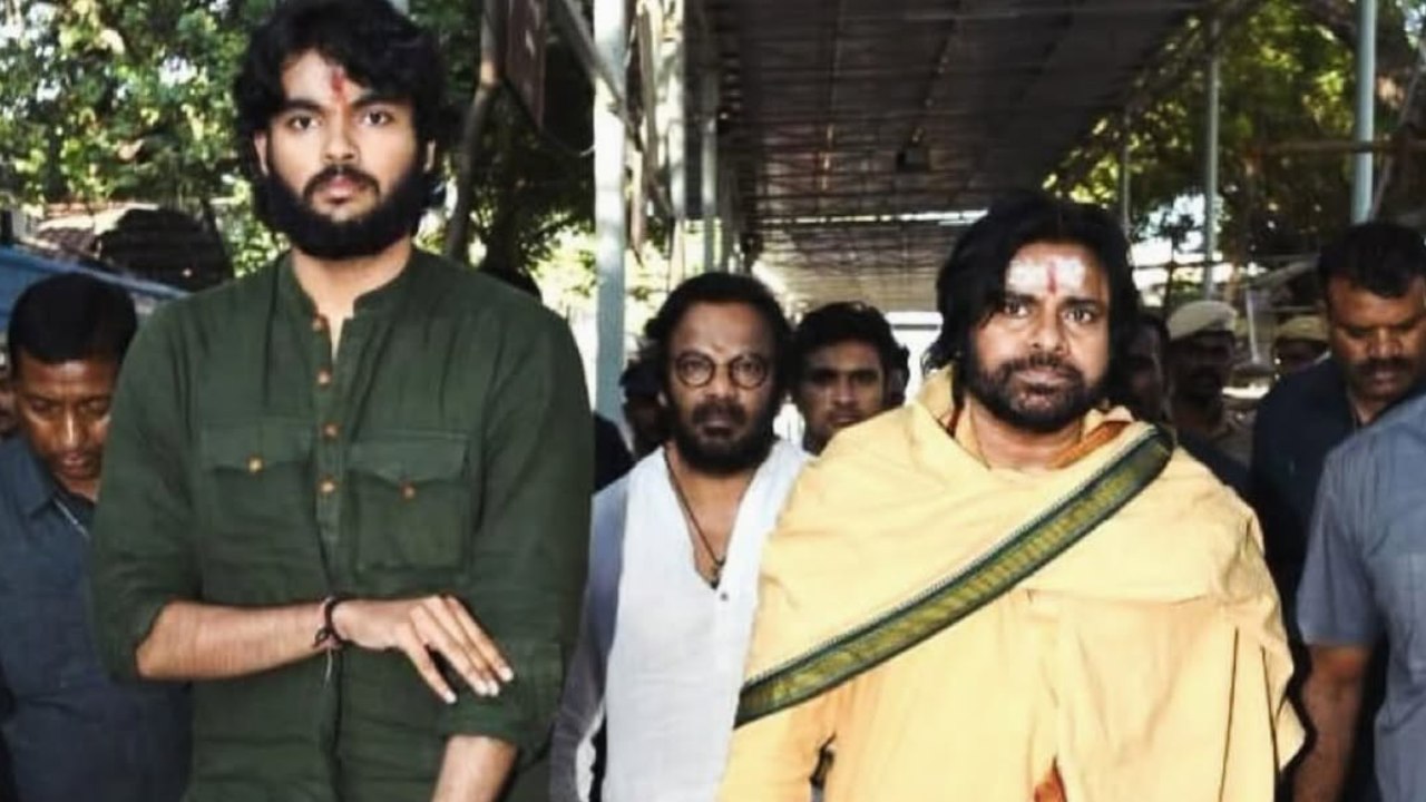Pawan Kalyan : నా కొడుకు ఫ్రెండ్స్ కాక్రోచ్ జనతా పార్టీలో చేరారు.. పవన్ వ్యాఖ్యలు వైరల్..