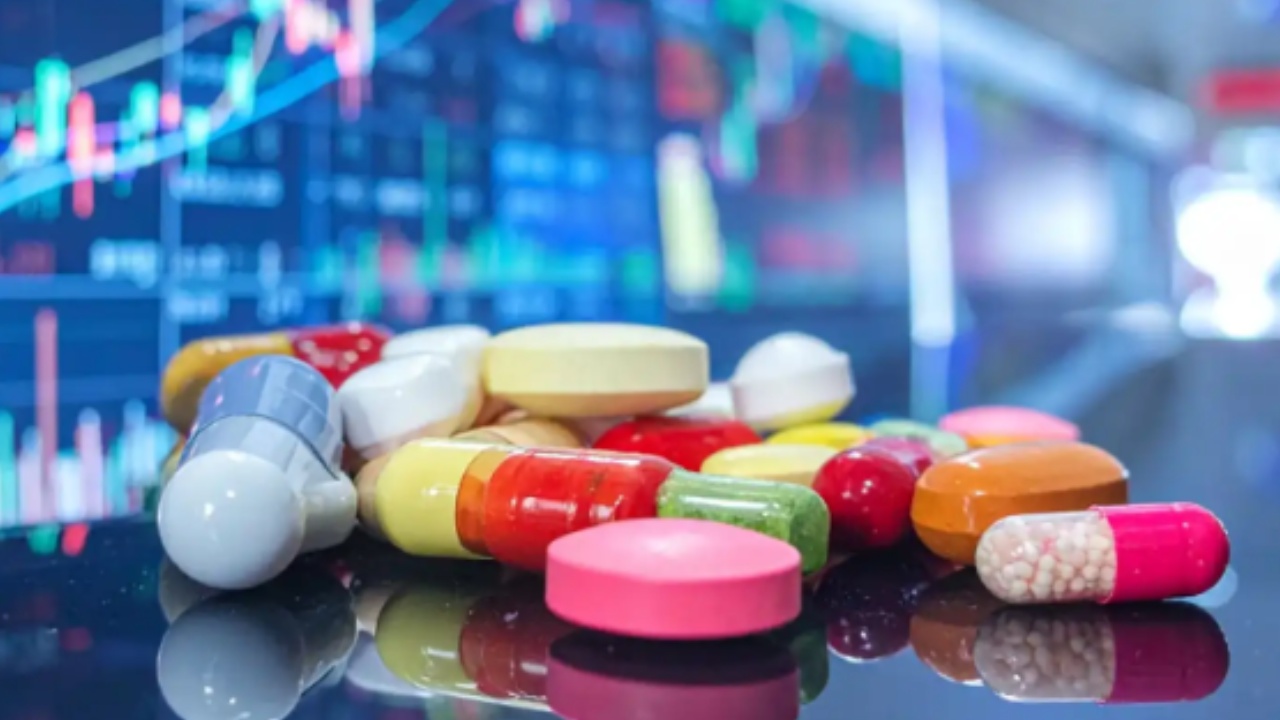 Medicine Price Hike : బిగ్ అలర్ట్.. ఈ మెడిసిన్ల రేట్లు పెరగబోతున్నాయ్.. ఎంత శాతం అంటే..? క్యాన్సర్ రోగులకు ఊరట..