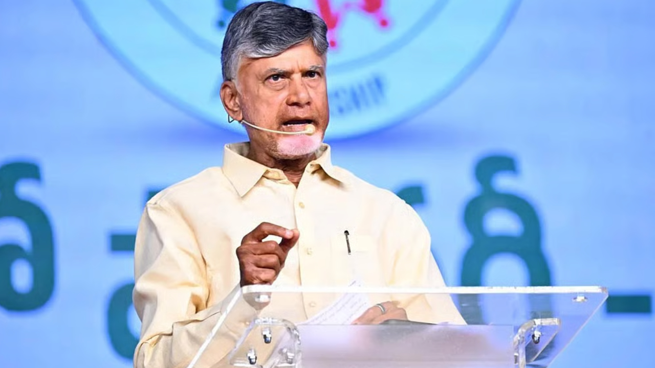CM Chandrababu: ఆక్వా రైతులకు గుడ్ న్యూస్.. ల్యాండ్ టైట్లింగ్ యాక్ట్‌పై సీఎం చంద్రబాబు కీలక వ్యాఖ్యలు
