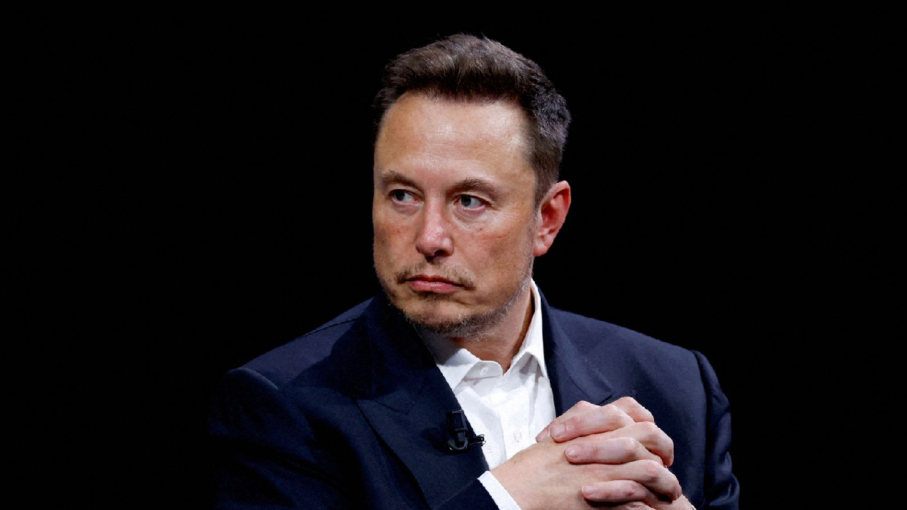 Elon Musk: ప్రపంచ హిస్టరీలోనే ఫస్ట్ టైమ్.. ట్రిలియనీర్‌గా ఎలాన్ మస్క్.. ఆ ఆస్తి విలువ తెలిస్తే దిమ్మతిరగడం ఖాయం