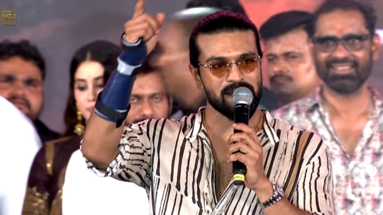 Ram Charan : చేతులు విరగ్గొట్టుకోవడం కాదు.. రక్తం కూడా ఇస్తా.. చనిపోయేవరకు మీ కోసమే.. చరణ్ స్పీచ్ వైరల్..