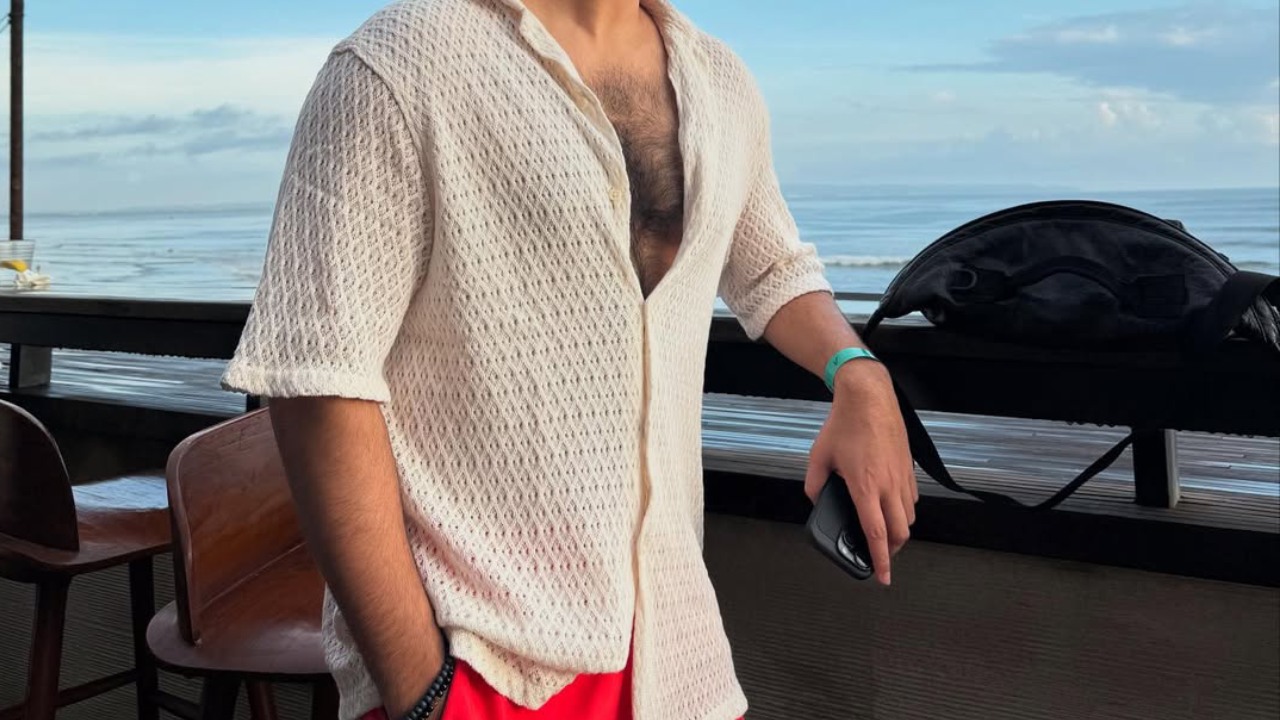 Tollywood Hero : ఫ్లాప్స్‌లో ఉన్న హీరో.. మార్కెట్ లేని హీరో మీద వంద కోట్లు పెడుతున్నారా..?