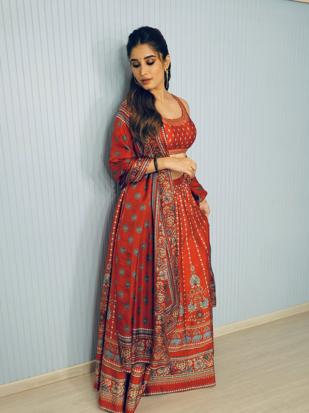 rasha thadani stunning looks in srinivasa mangapuram movie event