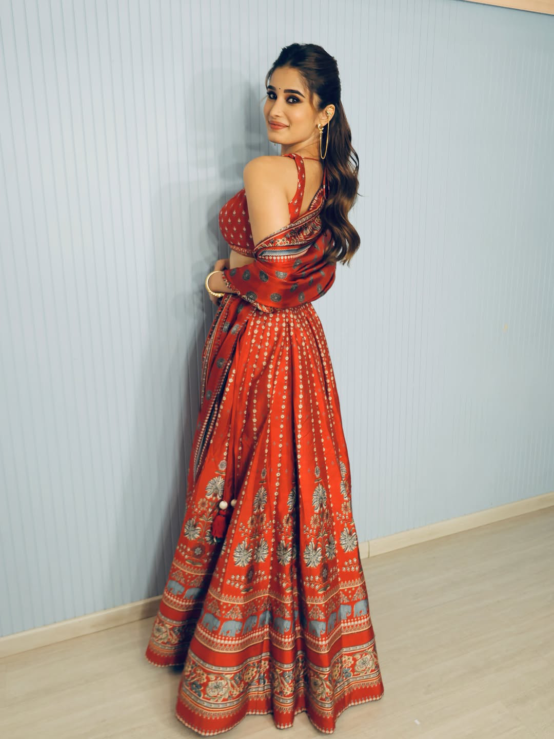 rasha thadani stunning looks in srinivasa mangapuram movie event