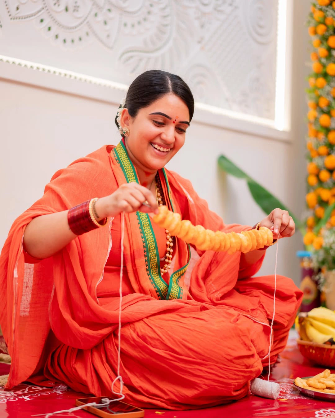 Sravanthi Chokarapu Wears Hanuman Mala