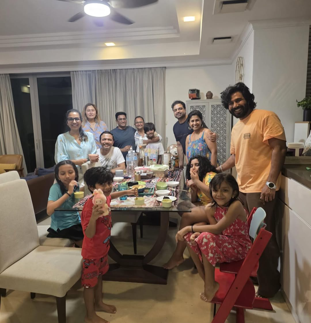 vishnu vishal and gutta jwala singapore vacation with daughter