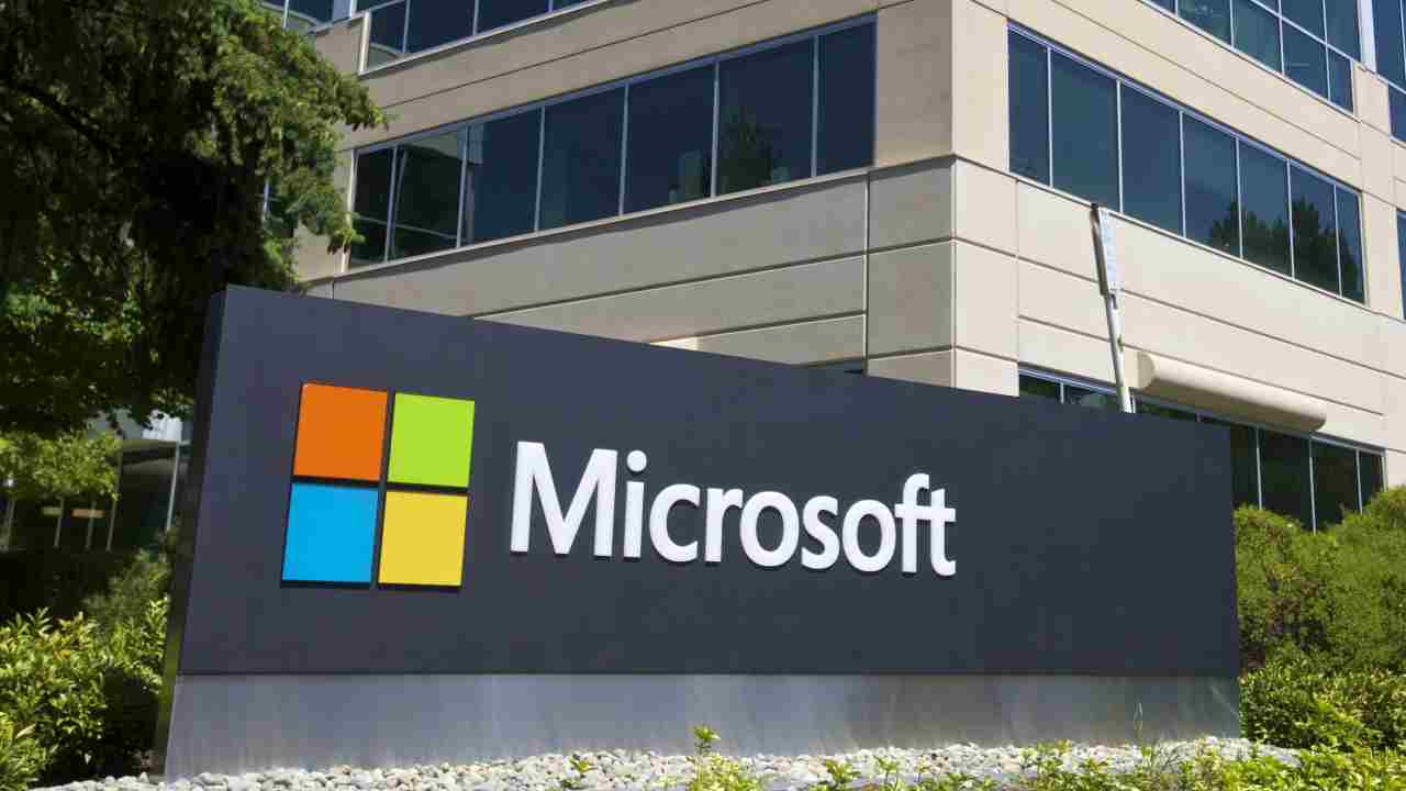 Microsoft LayOffs: మైక్రోసాఫ్ట్ ఉద్యోగులకు షాక్.. 4,800 మందిపై AI దెబ్బ.. మరోసారి భారీ లేఆఫ్స్