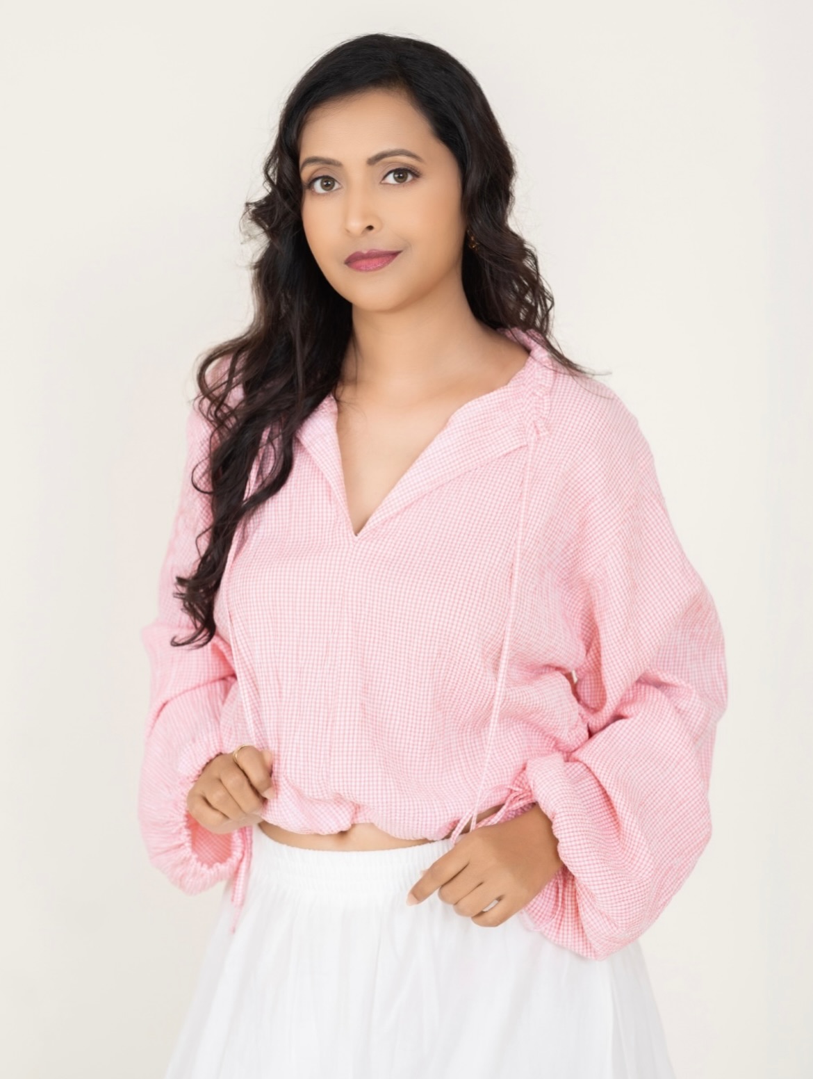 Anandam Rekha Shares Photos in Short Dress