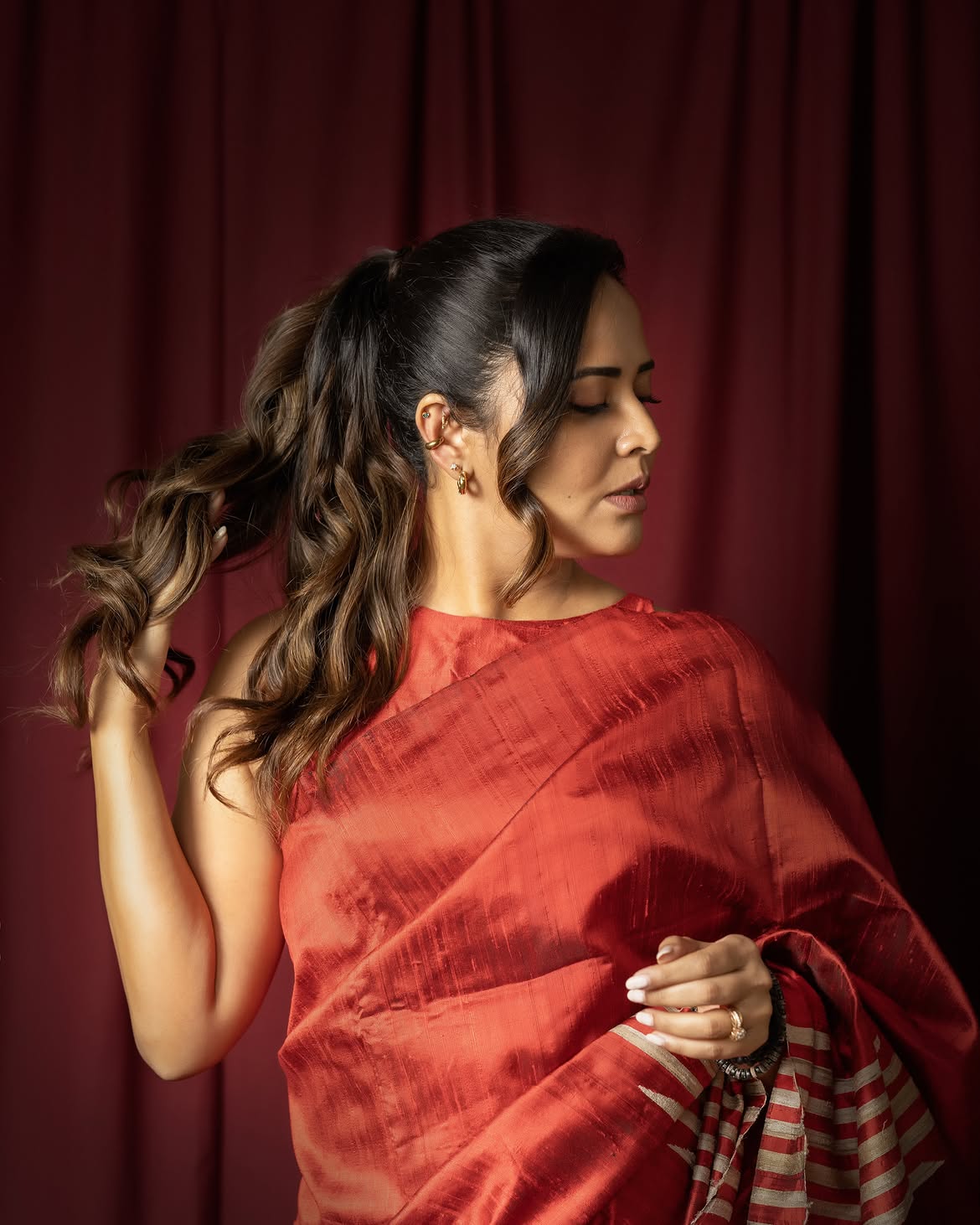 Anasuya Bharadwaj Saree Looks for TedX