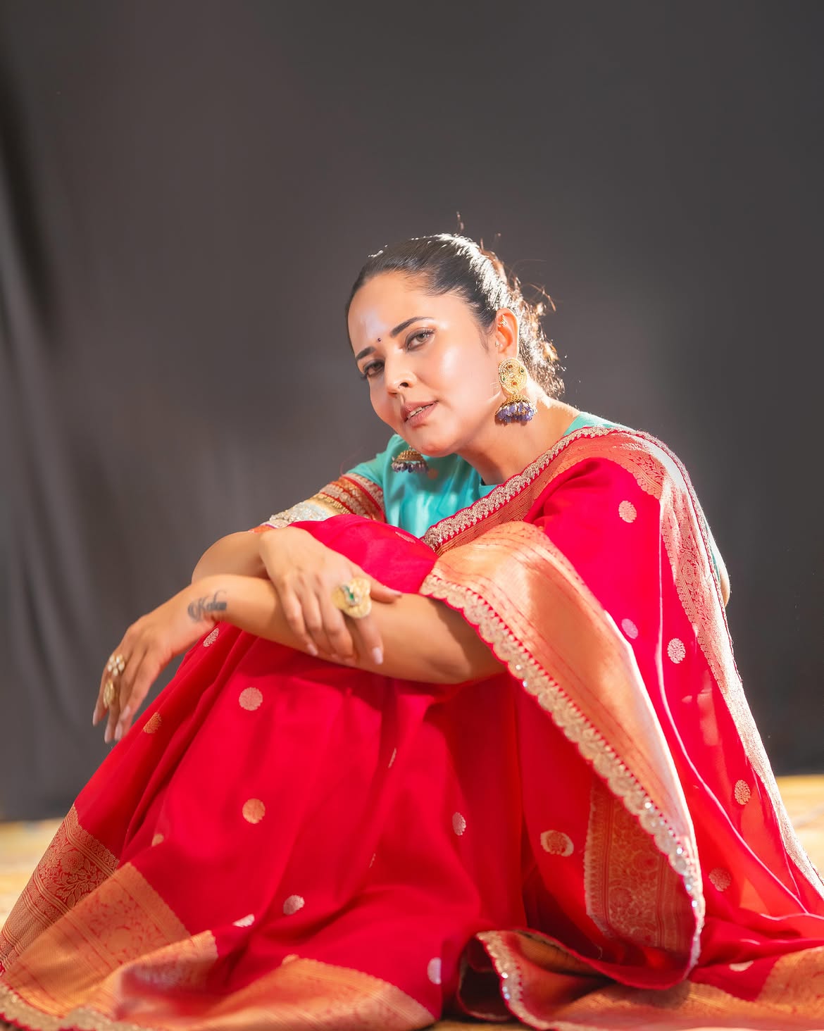 Anasuya Bharadwaj Saree Photos