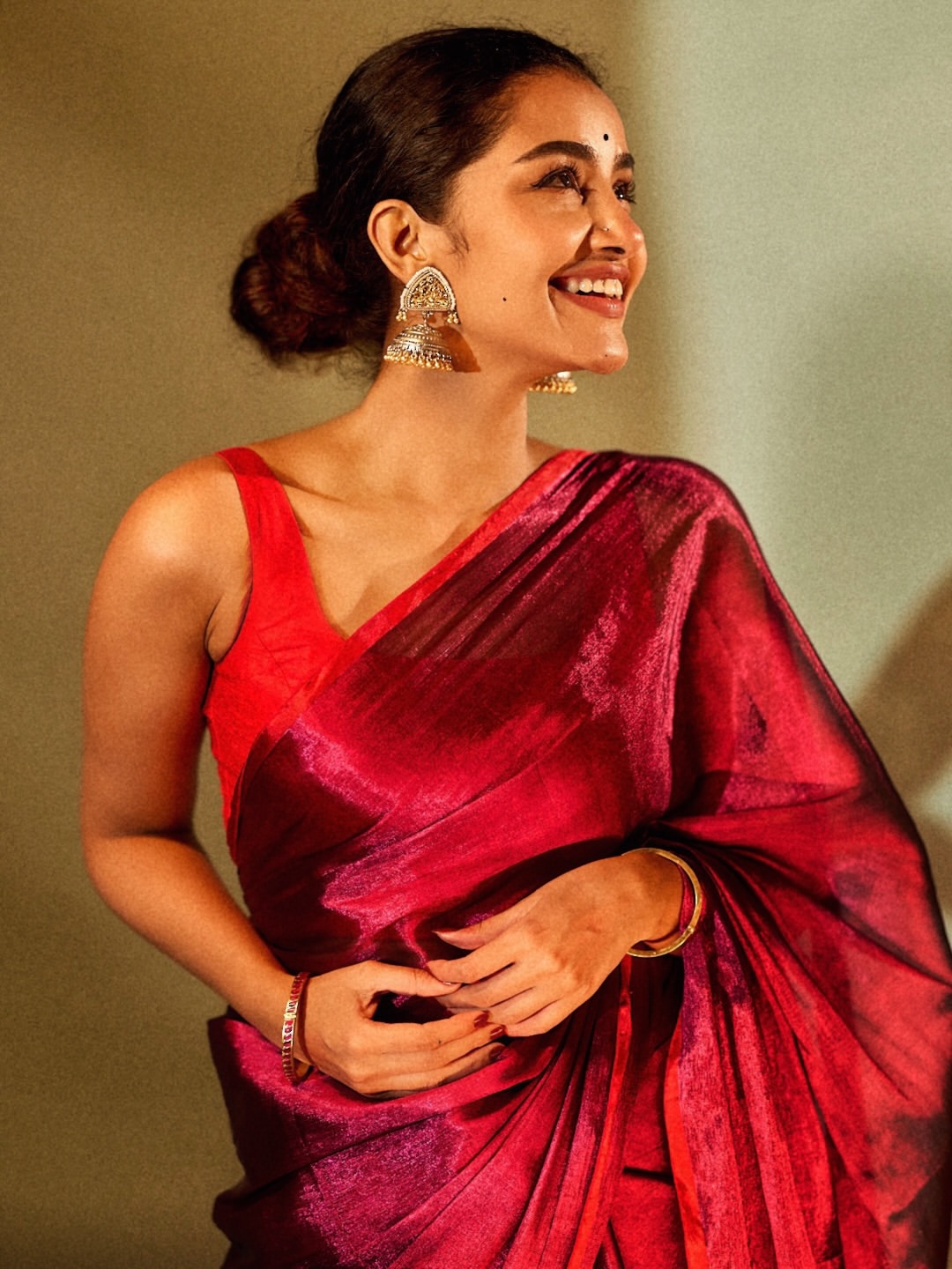 Anupama Parameswaran Stunning Looks in Saree