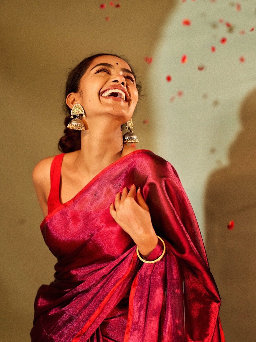 Anupama Parameswaran Stunning Looks in Saree