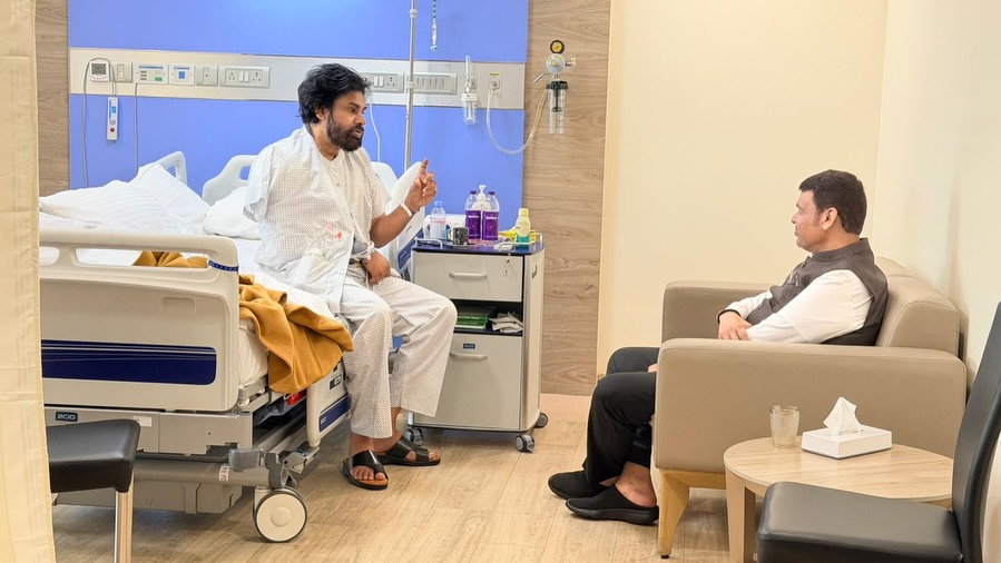 Maharashtra CM Devendra Fadnavis Meets Pawan Kalyan