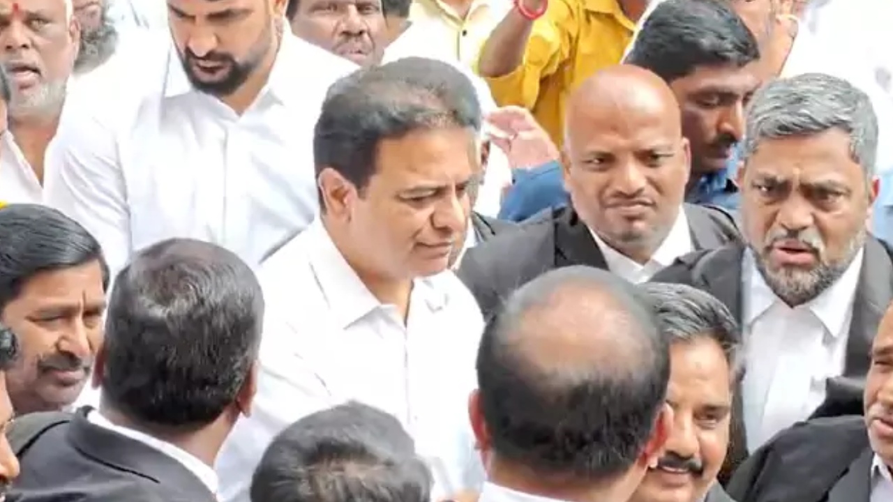 KTR : ఫార్ములా ఈ-కార్ రేసు కేసు.. కేటీఆర్‌కు ఏసీబీ కోర్టు కండిషన్లు ఇవే.. విచారణ ఆగస్టు 25కి వాయిదా..