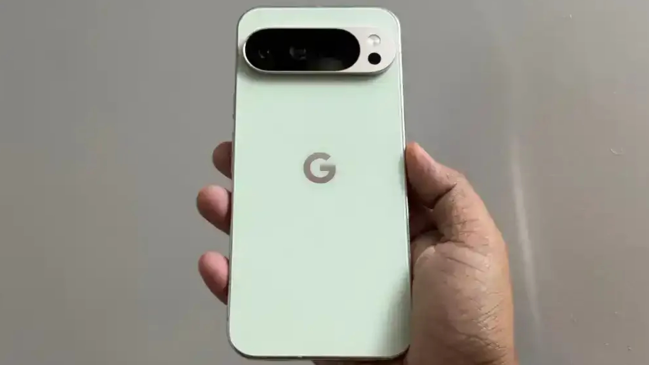Google Pixel 10 Price : పండగ చేస్కోండి.. ఈ గూగుల్ పిక్సెల్ 10పై దిమ్మతిరిగే డిస్కౌంట్.. ఇలాంటి డీల్ మళ్లీ జన్మలో రాదు..!