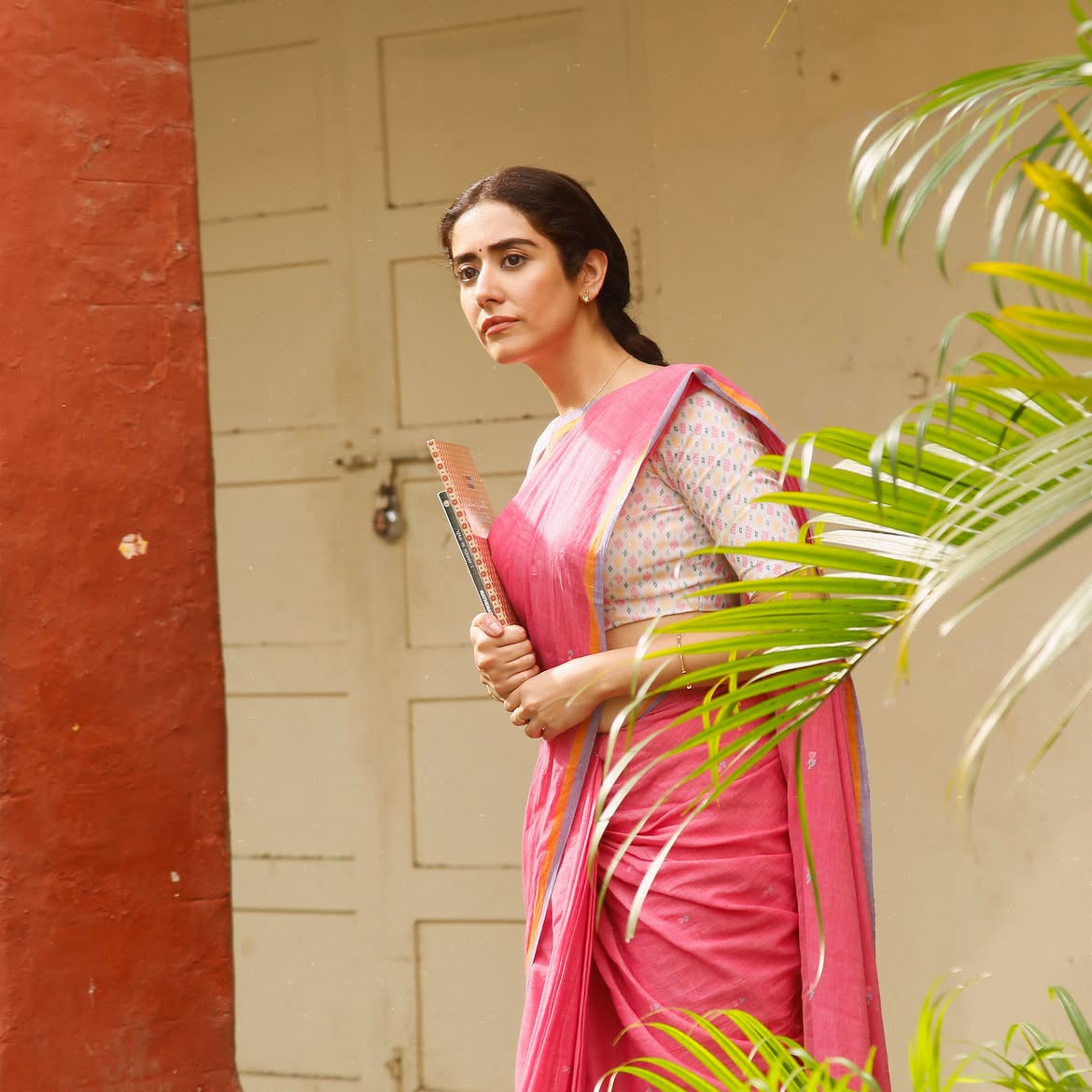 Jonita Gandhi Shares Hrudhayam Murali Working Stills