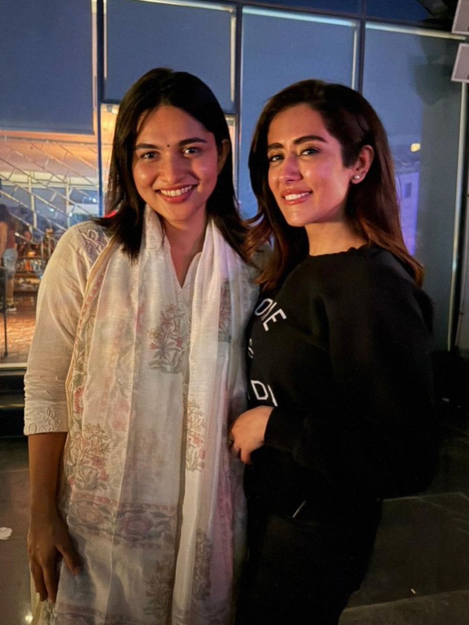Jonita Gandhi Shares Hrudhayam Murali Working Stills