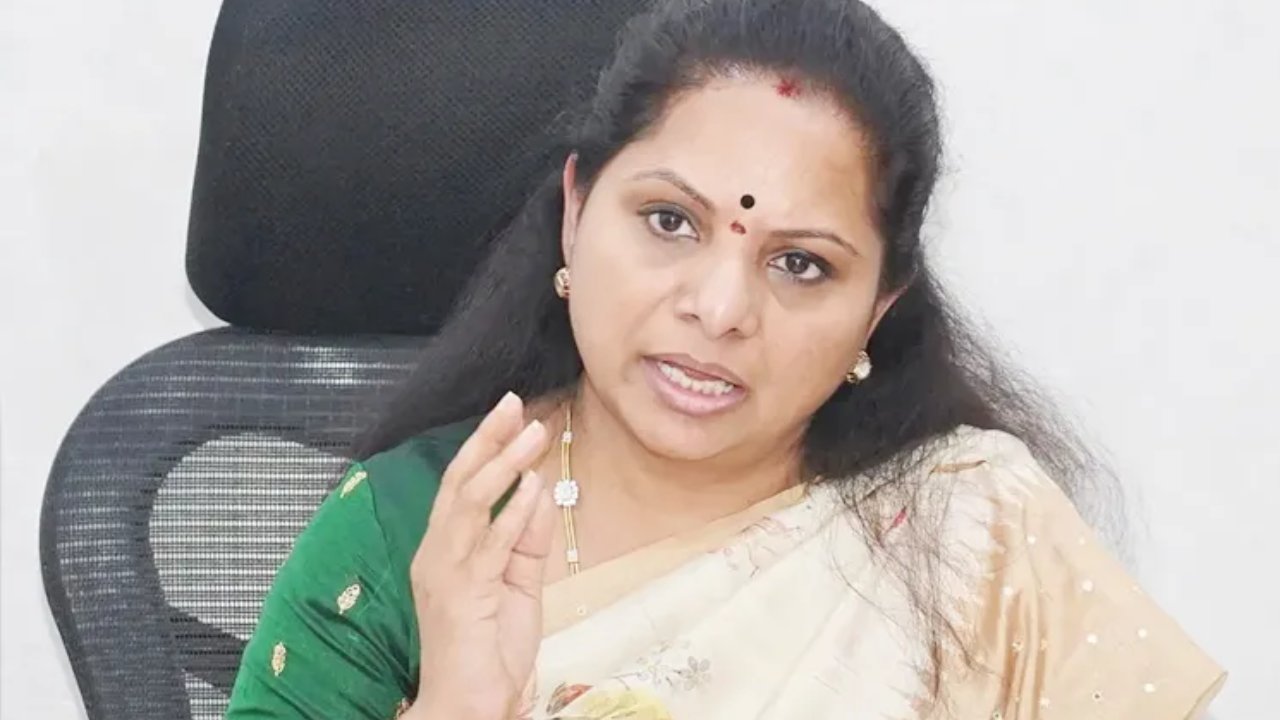 Kavitha : కవితకు ఢిల్లీ హైకోర్టు షాక్.. ‘టీఆర్ఎస్’ పేరుపై అభ్యంతరాలు.. ప్రత్యామ్నాయ పేర్లు ఇవ్వాలని సూచన!