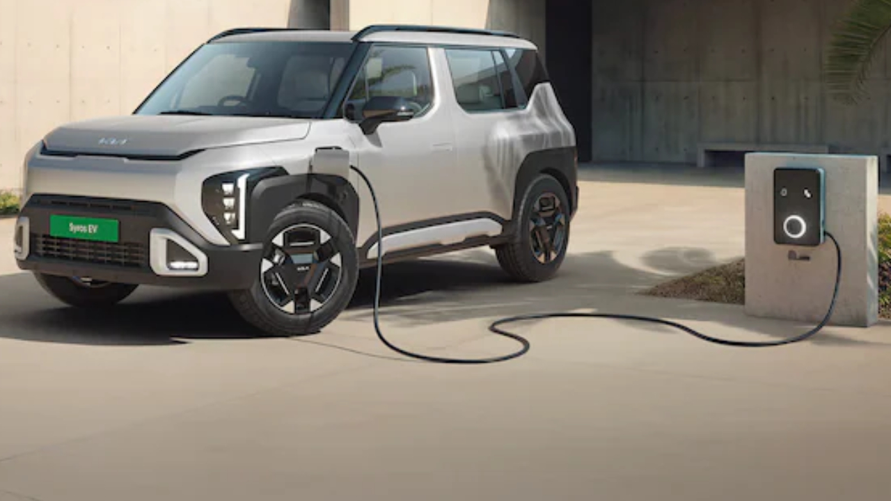 Kia Syros EV : సేఫ్టీకి కొత్త బెంచ్‌మార్క్.. ఒక్క ఛార్జ్‌తో 526 కి.మీ ప్రయాణం.. కియా సైరోస్ ఈవీ బుకింగ్స్ ఓపెన్
