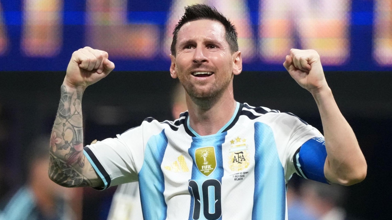 Lionel Messi : చ‌రిత్ర సృష్టించిన లియోన‌ల్ మెస్సీ.. మార‌డోనా రికార్డు బ్రేక్‌..