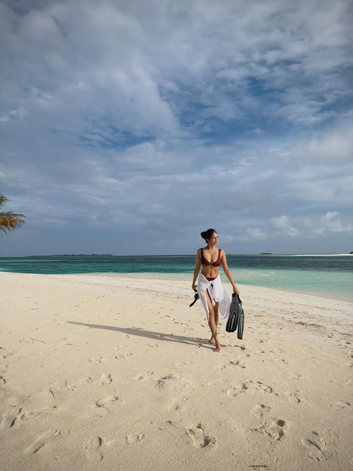 Malavika Mohanan Enjoying Vacation in Maldives