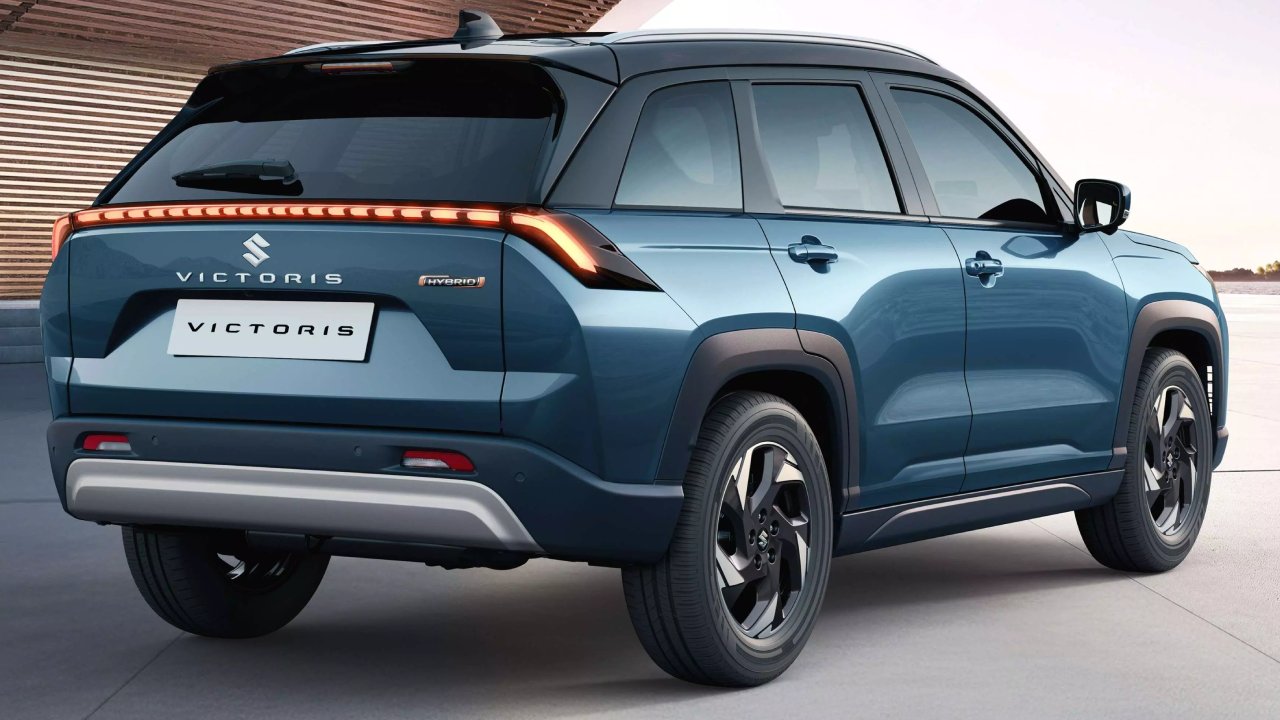 Maruti Suzuki SUV : మారుతి ఫ్యాన్స్‌కు మెగా ఆఫర్.. విక్టోరిస్ కారుపై ఏకంగా రూ.2 లక్షల వరకు డిస్కౌంట్‌.. ఇప్పుడే కొంటే భారీ లాభం..!