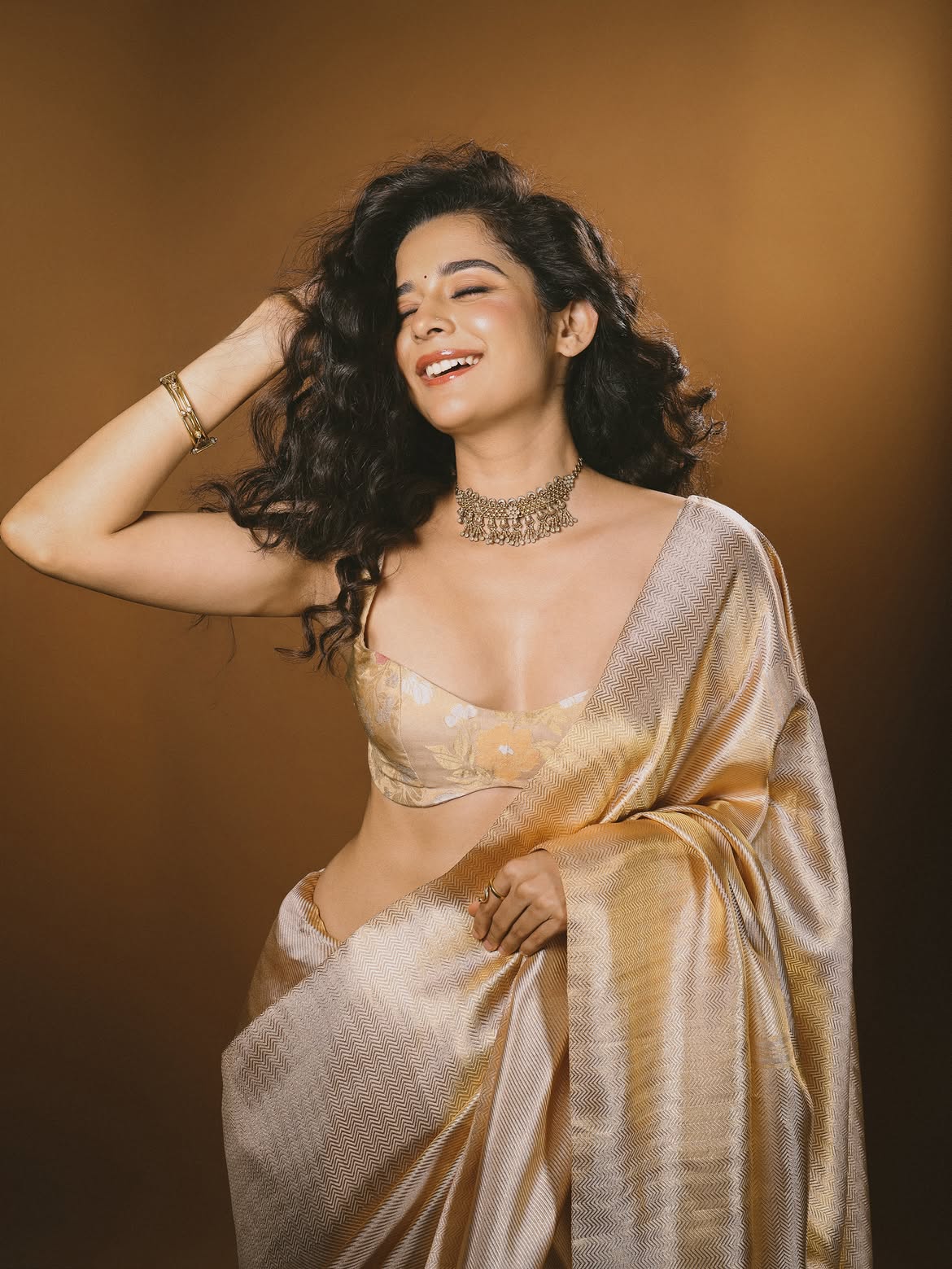 Mithila Palkar Shines in Saree