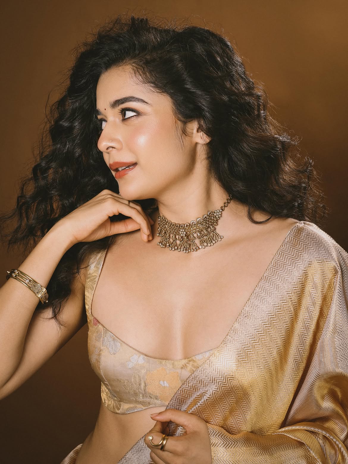 Mithila Palkar Shines in Saree