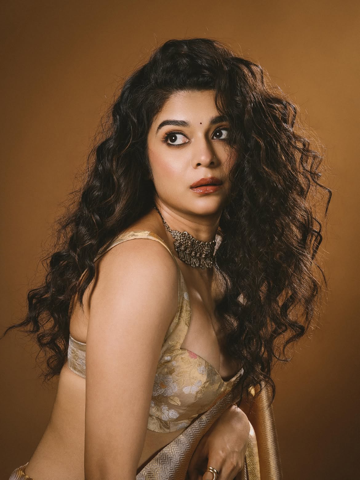 Mithila Palkar Shines in Saree